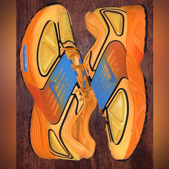 Nike size 10.5 - Picture 1 of 15